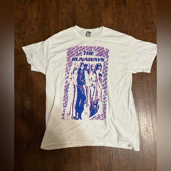 Runaways Tee - Picture 1 of 1